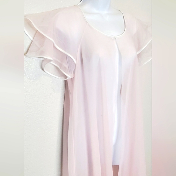 Vintage 60s Val Mode Pink Chiffon Sheer Flutter Sleeve Sweeping Robe Size Small - Picture 3 of 9